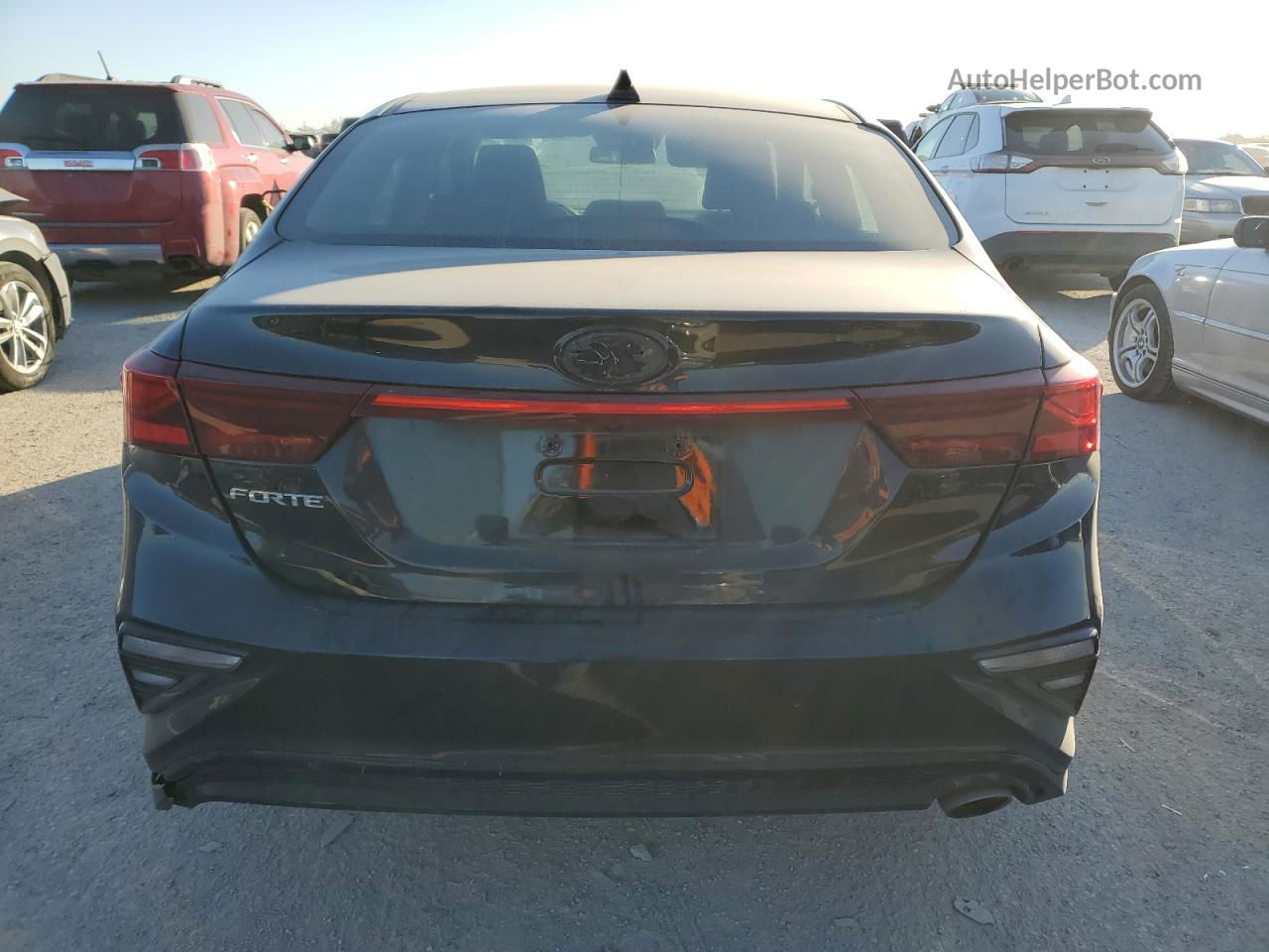 2020 Kia Forte Fe Black vin: 3KPF24AD0LE150683