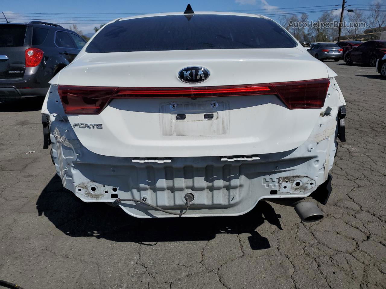 2020 Kia Forte Fe White vin: 3KPF24AD0LE202247