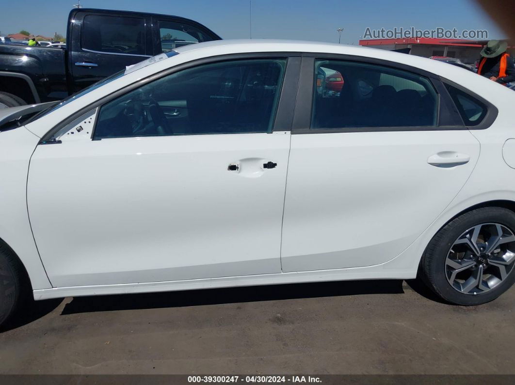 2020 Kia Forte Lxs White vin: 3KPF24AD0LE260665