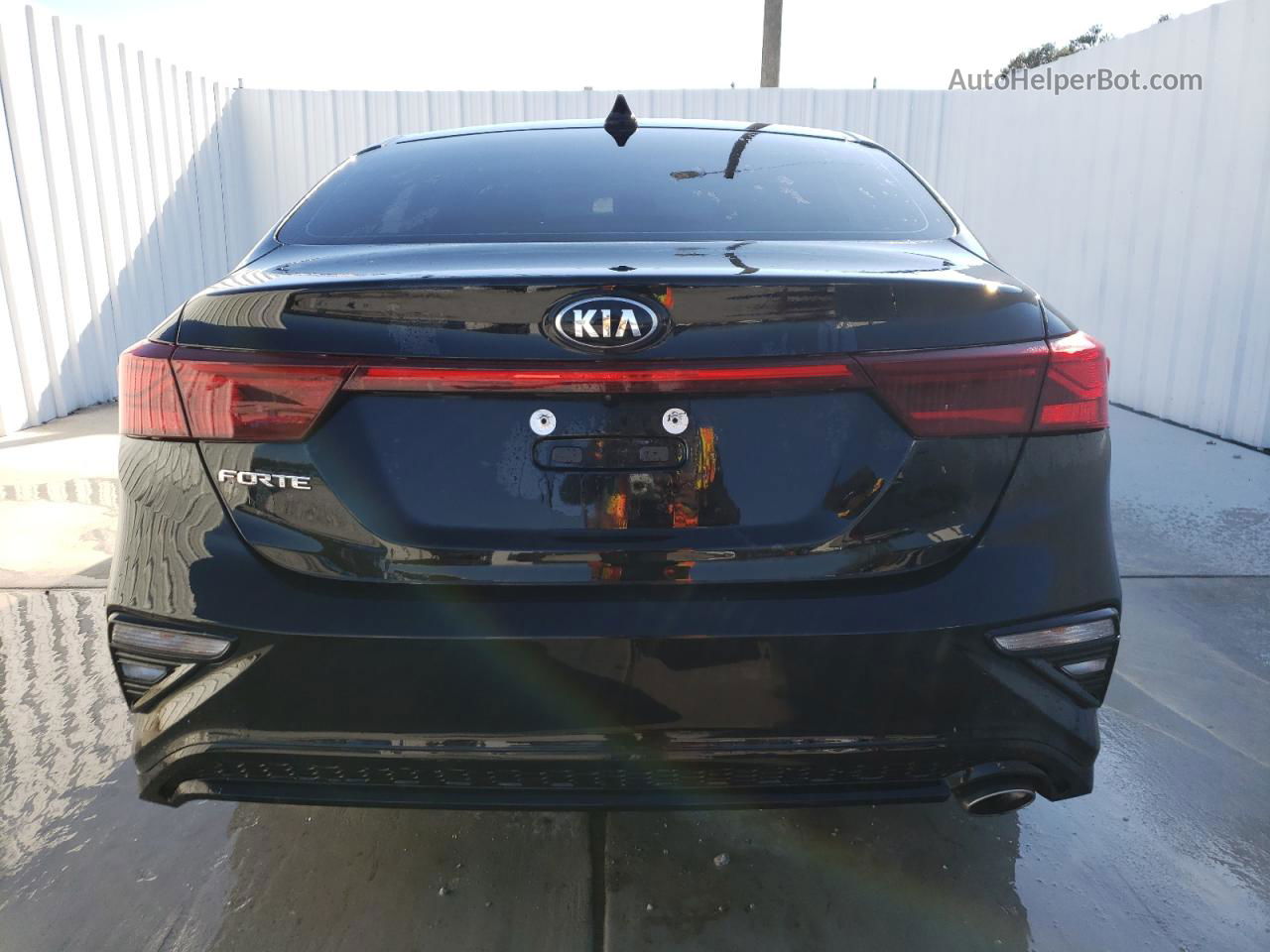 2020 Kia Forte Fe Black vin: 3KPF24AD1LE147663