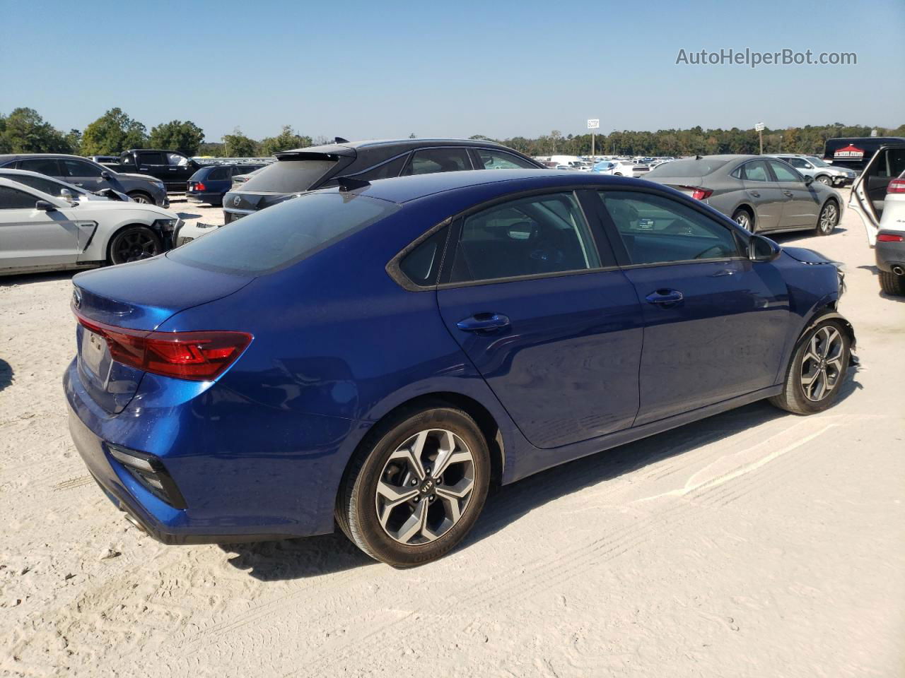 2020 Kia Forte Fe Blue vin: 3KPF24AD2LE170739