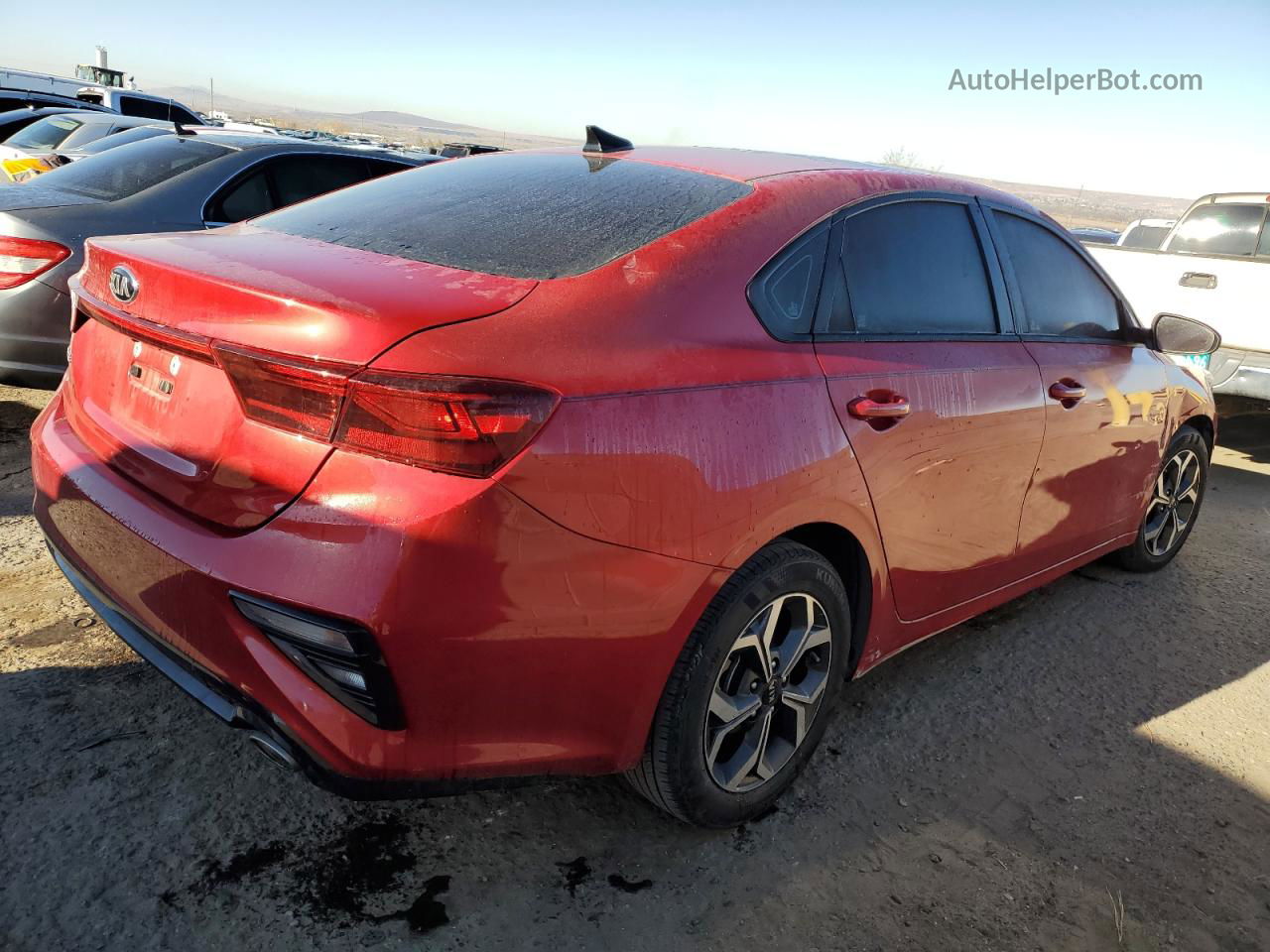 2020 Kia Forte Fe Red vin: 3KPF24AD2LE176704