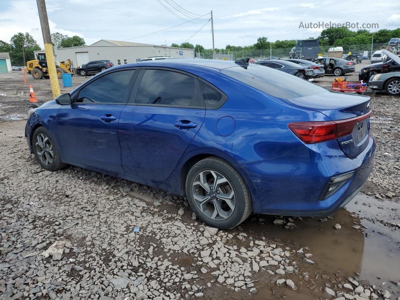 2020 Kia Forte Fe Blue vin: 3KPF24AD2LE193261