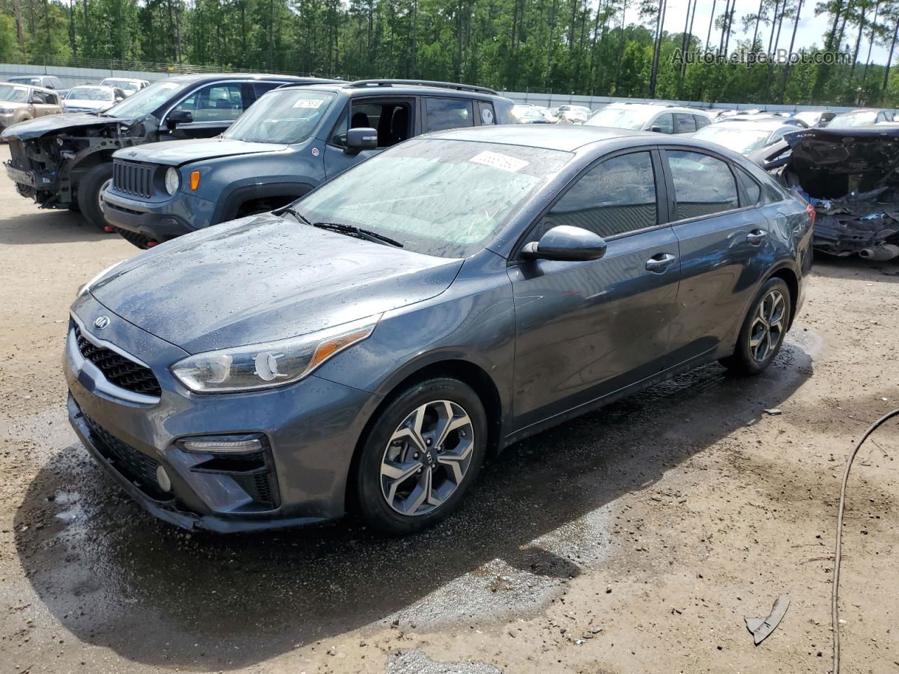 2020 Kia Forte Fe Silver vin: 3KPF24AD2LE220832