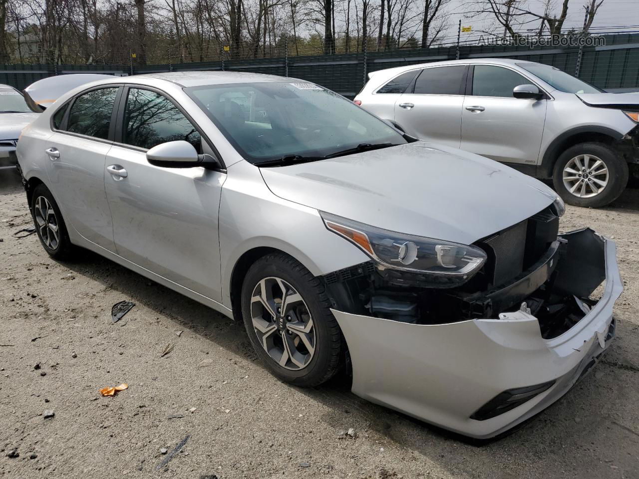 2020 Kia Forte Fe Silver vin: 3KPF24AD2LE255368