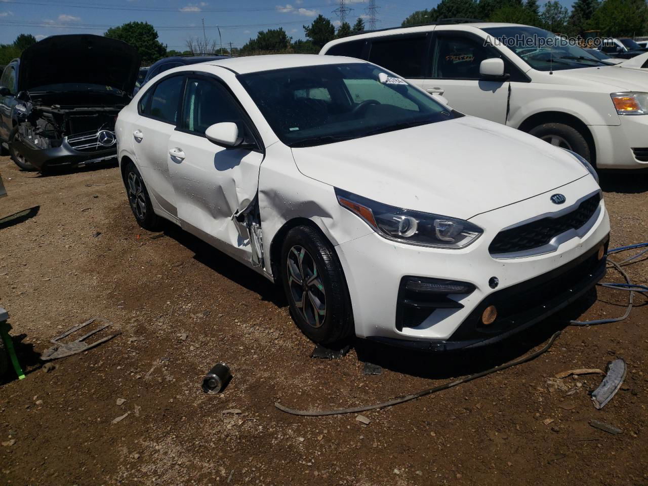 2020 Kia Forte Fe Белый vin: 3KPF24AD3LE241639