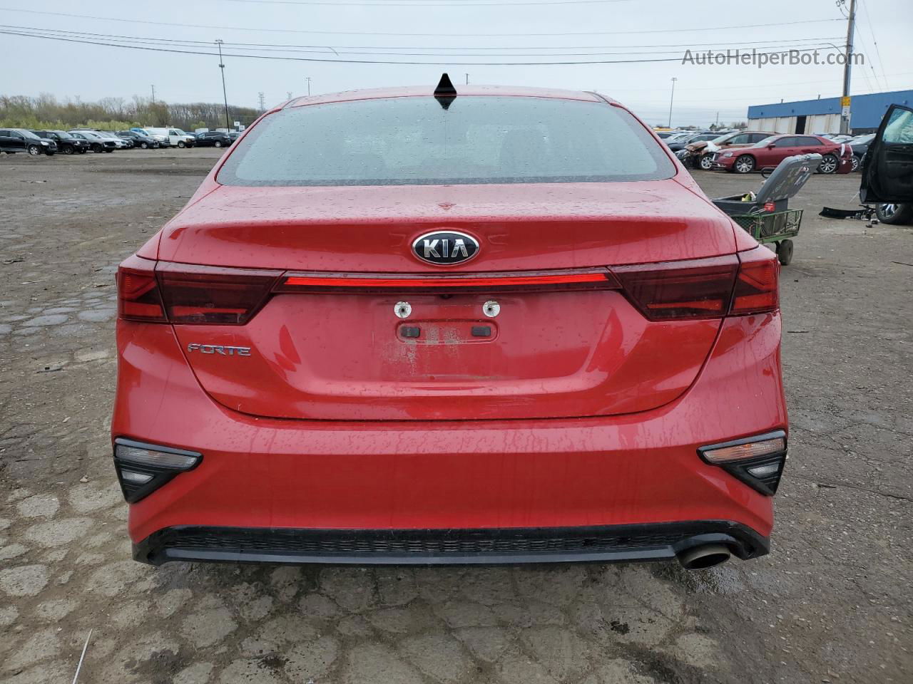 2020 Kia Forte Fe Red vin: 3KPF24AD3LE247988