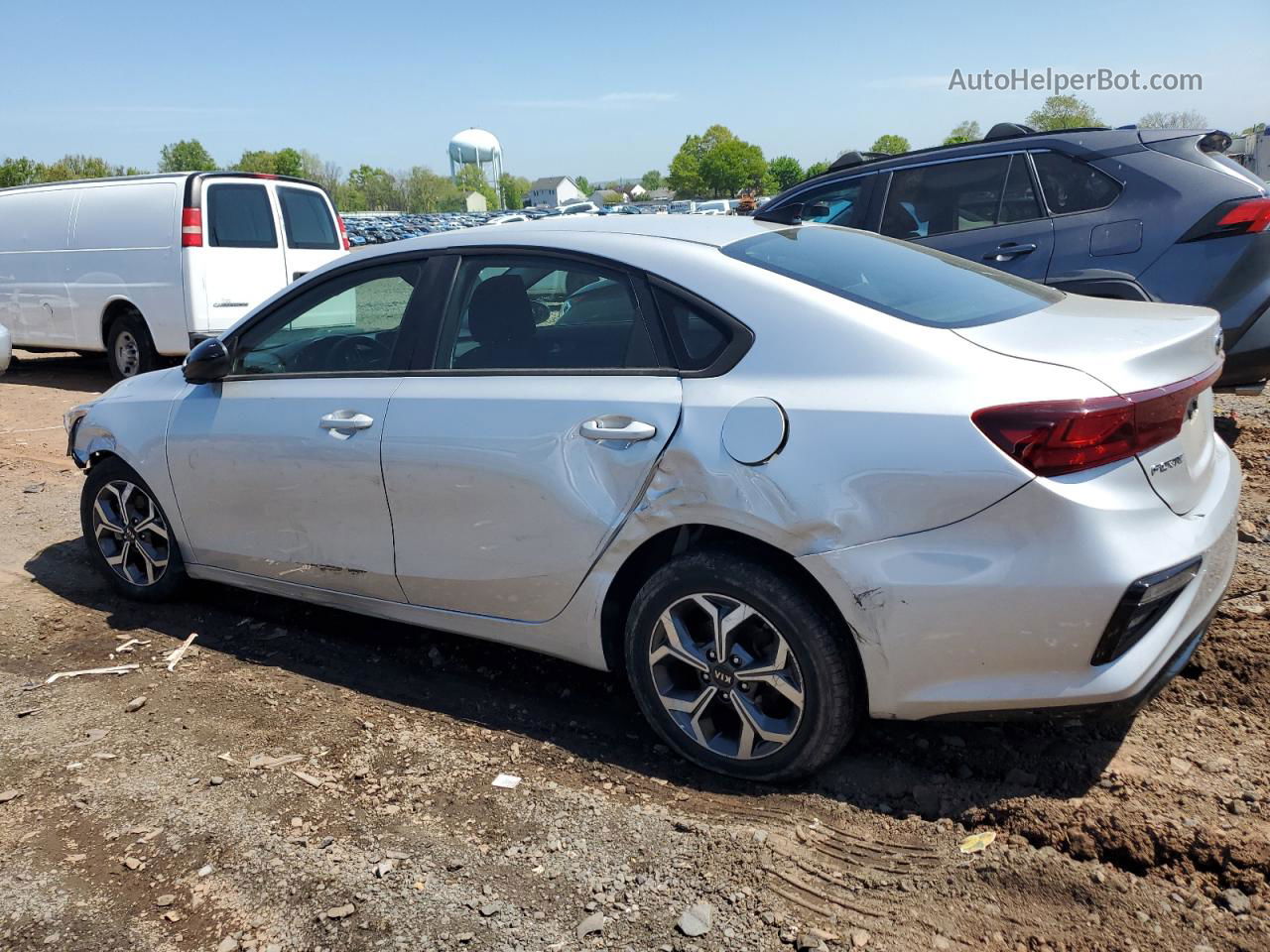 2020 Kia Forte Fe Silver vin: 3KPF24AD4LE141100