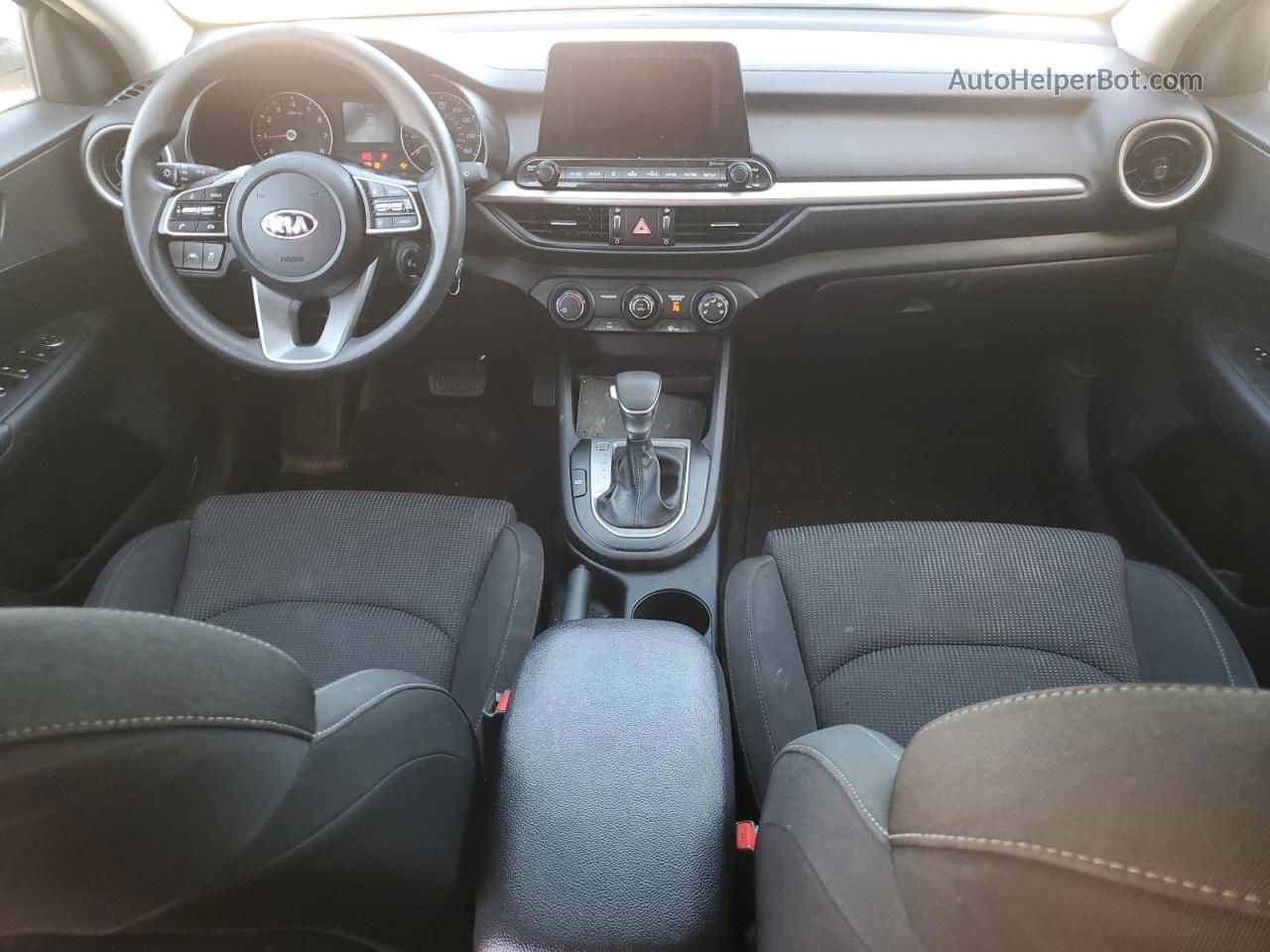 2020 Kia Forte Fe Серебряный vin: 3KPF24AD4LE170676