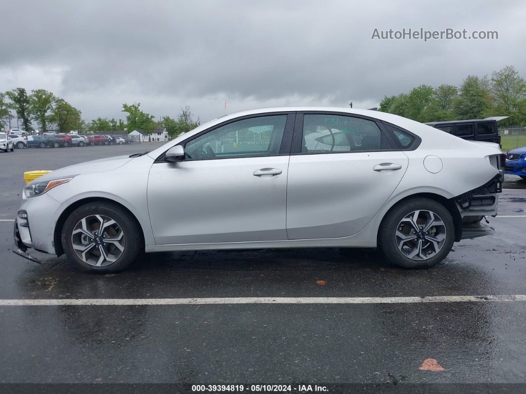 2020 Kia Forte Lxs Серебряный vin: 3KPF24AD4LE174209