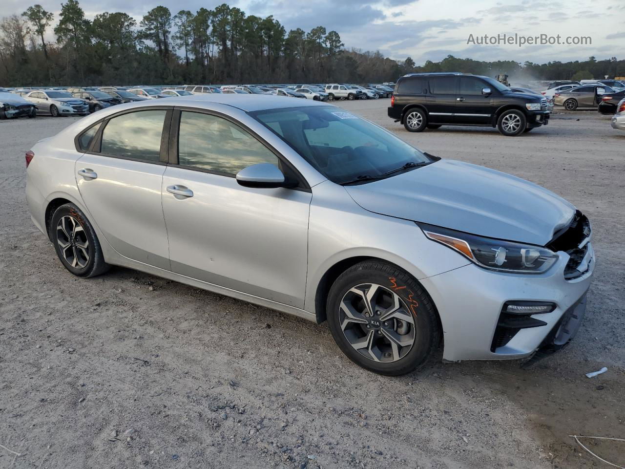 2020 Kia Forte Fe Silver vin: 3KPF24AD4LE185078