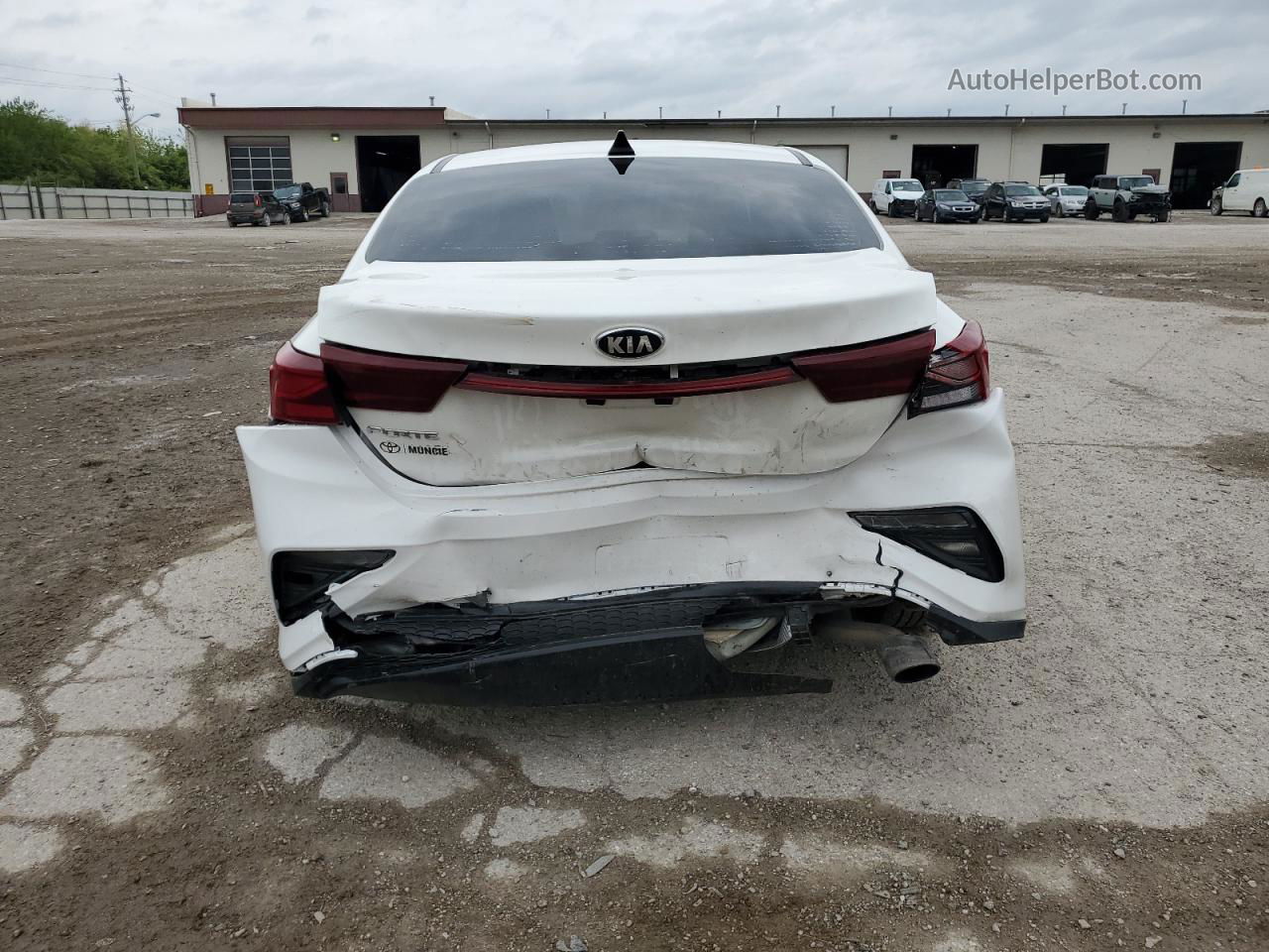 2020 Kia Forte Fe White vin: 3KPF24AD4LE193522