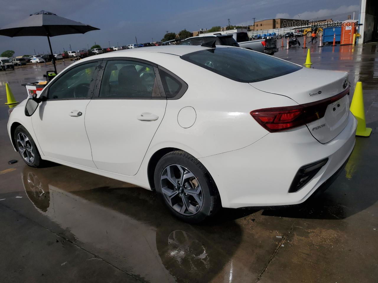 2020 Kia Forte Fe White vin: 3KPF24AD4LE222162