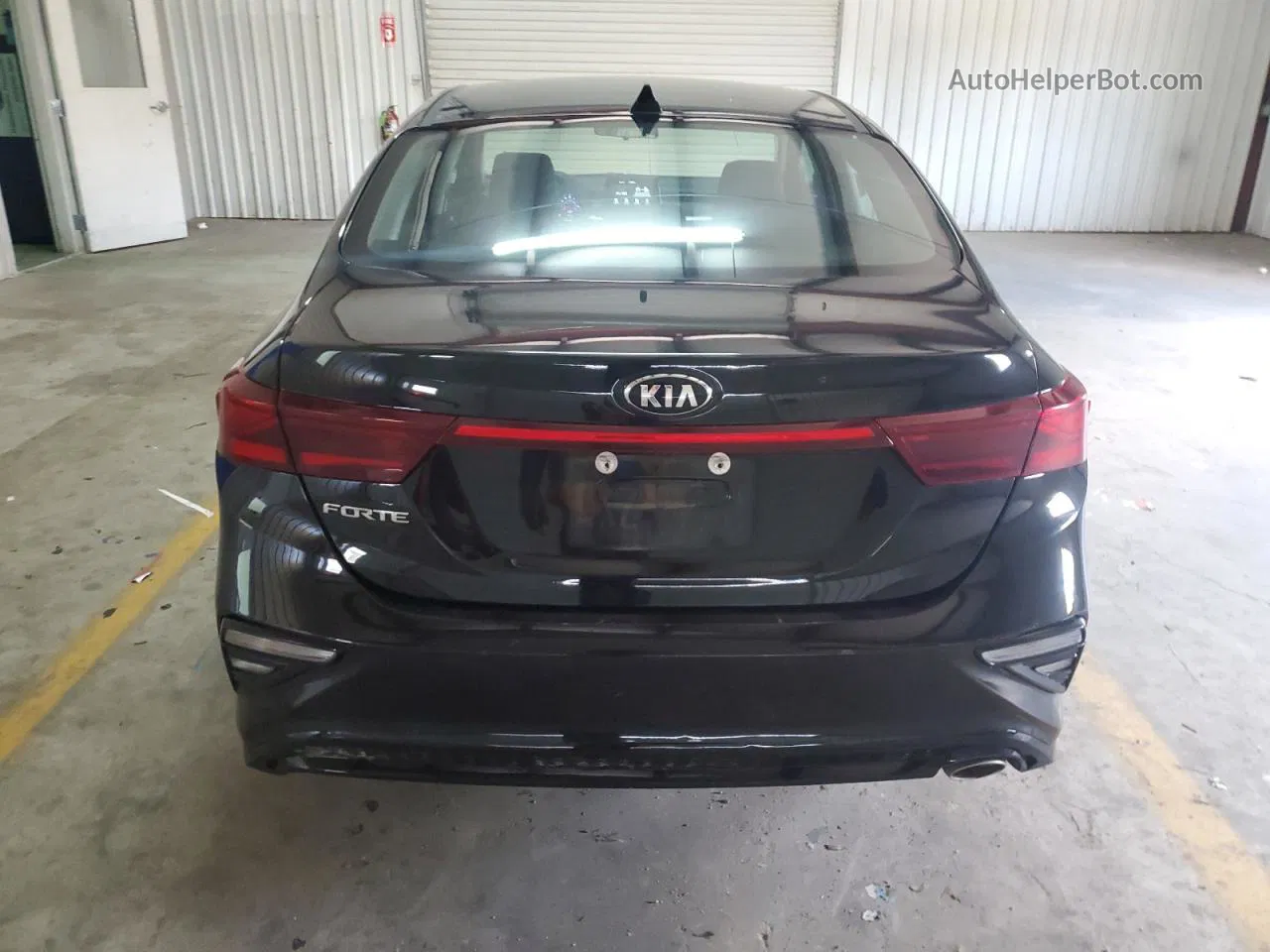 2020 Kia Forte Fe Black vin: 3KPF24AD5LE203359