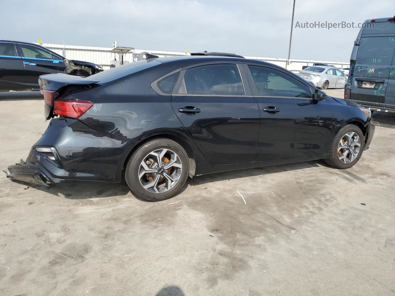 2020 Kia Forte Fe Black vin: 3KPF24AD5LE216208