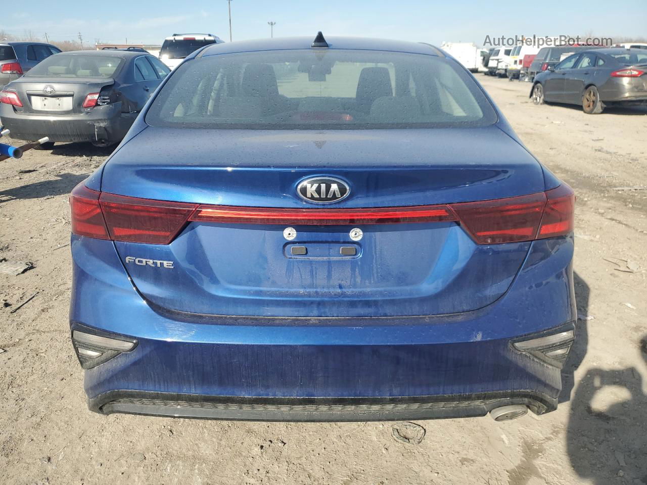 2020 Kia Forte Fe Blue vin: 3KPF24AD5LE248592