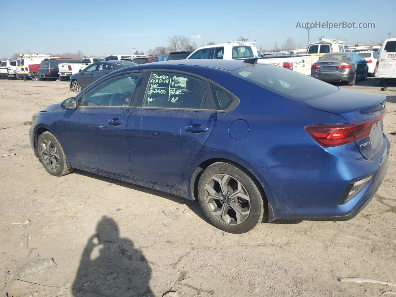 2020 Kia Forte Fe Blue vin: 3KPF24AD5LE248592