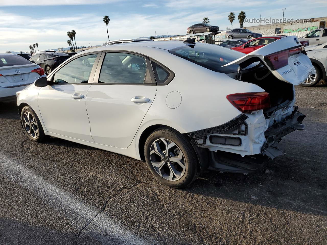 2020 Kia Forte Fe White vin: 3KPF24AD5LE258880