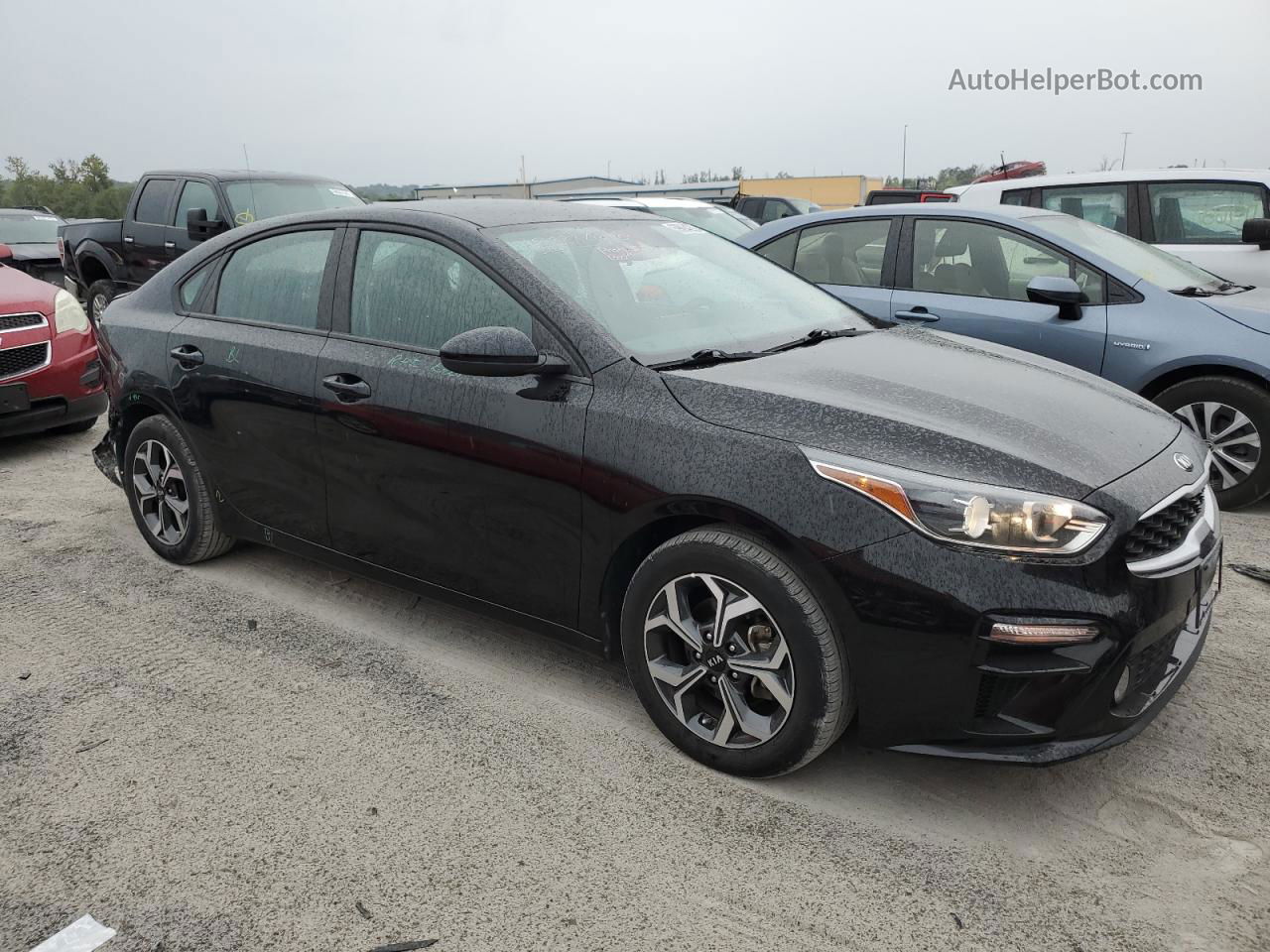 2020 Kia Forte Fe Black vin: 3KPF24AD5LE260211