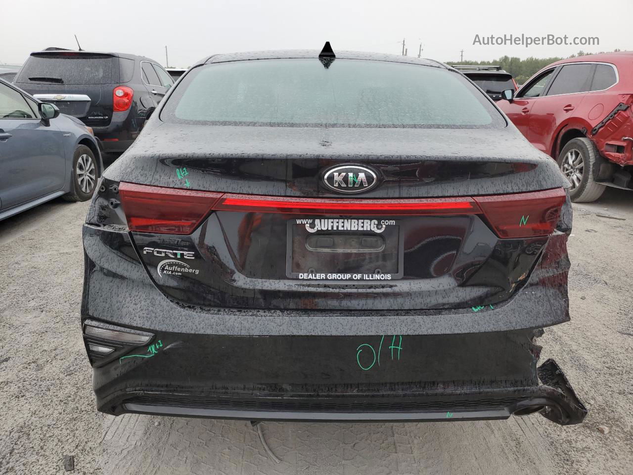 2020 Kia Forte Fe Black vin: 3KPF24AD5LE260211