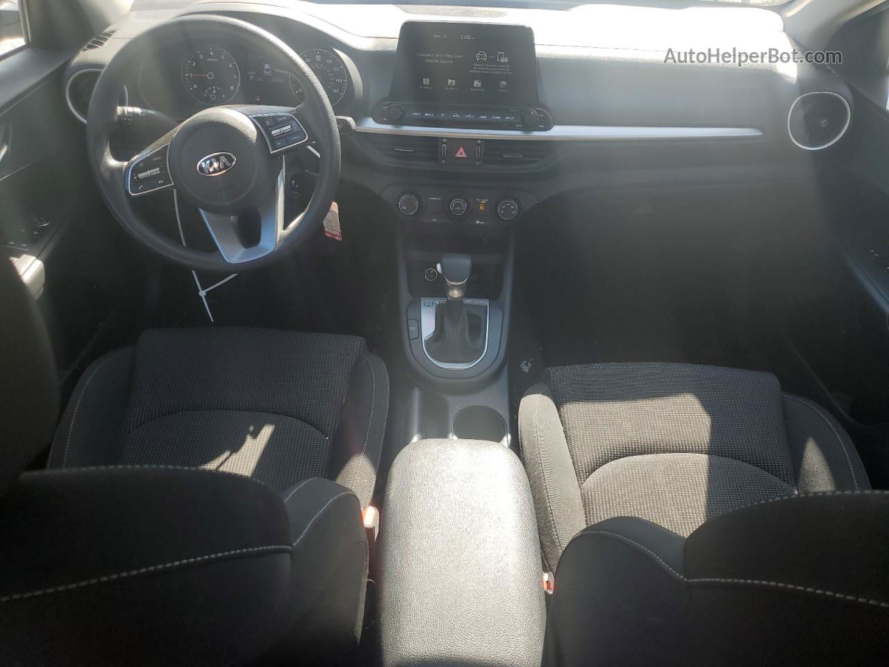 2020 Kia Forte Fe Silver vin: 3KPF24AD6LE192176