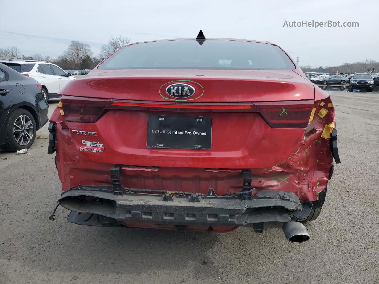 2020 Kia Forte Fe Red vin: 3KPF24AD6LE203483