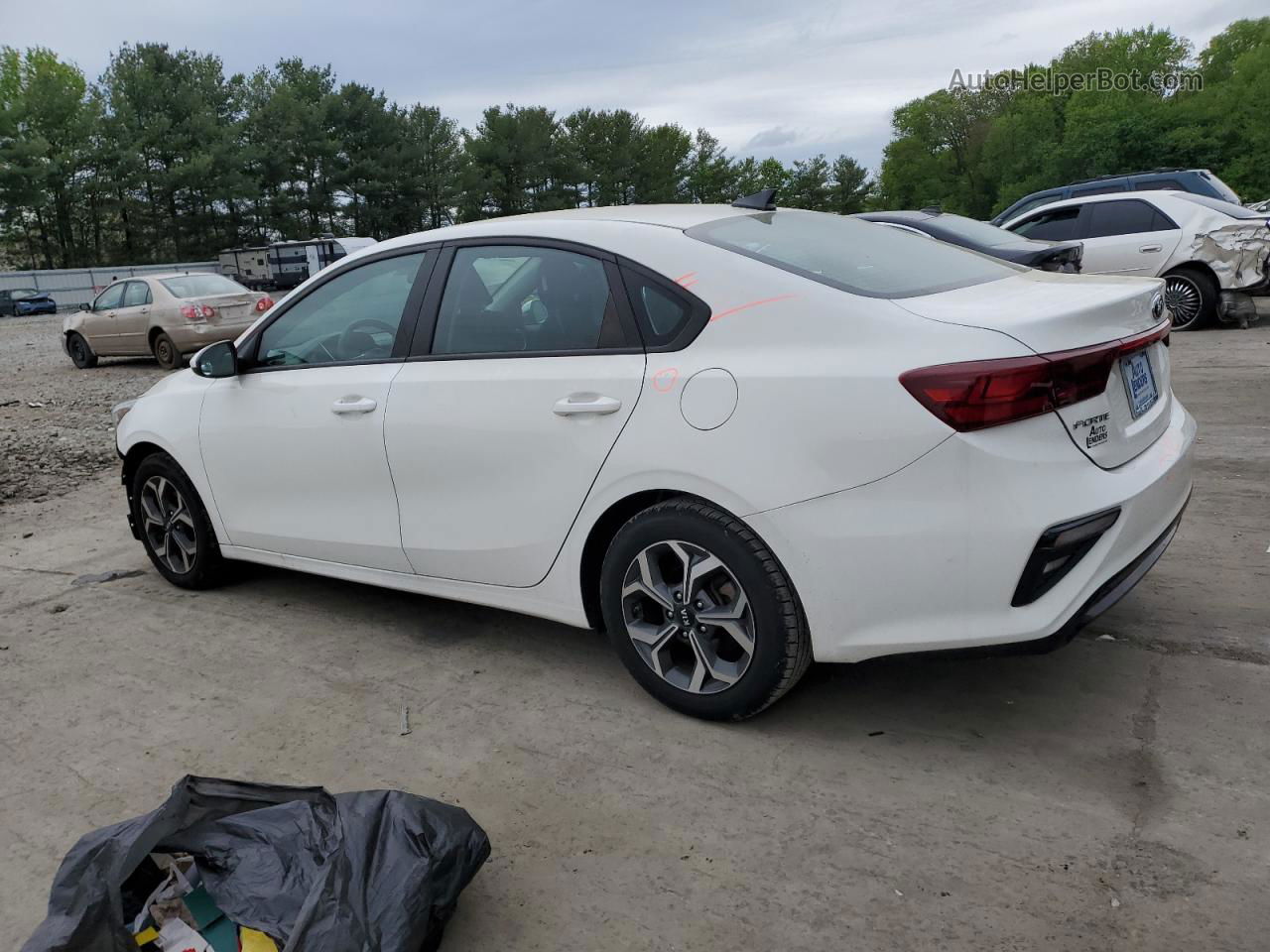 2020 Kia Forte Fe White vin: 3KPF24AD6LE223507