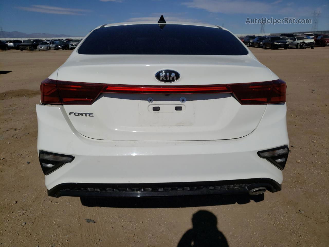 2020 Kia Forte Fe Белый vin: 3KPF24AD6LE245801