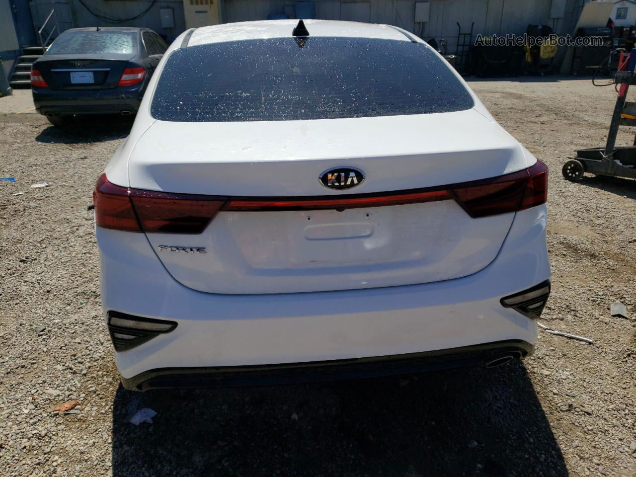 2020 Kia Forte Fe Белый vin: 3KPF24AD6LE246432