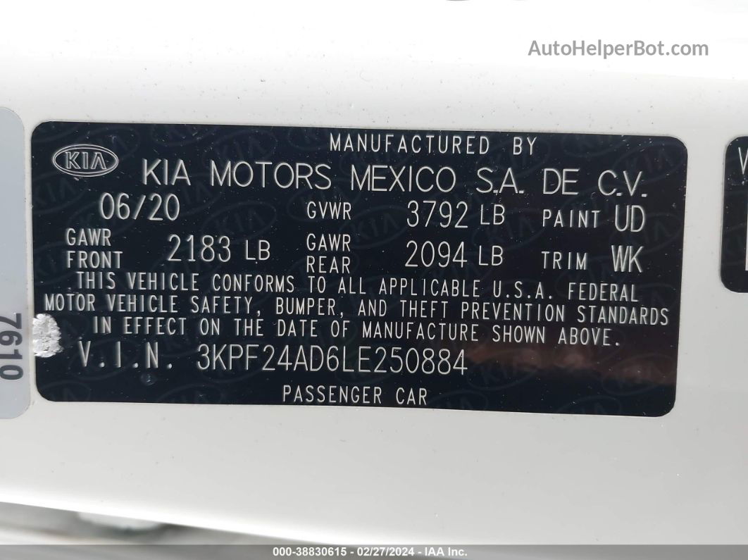 2020 Kia Forte Lxs White vin: 3KPF24AD6LE250884