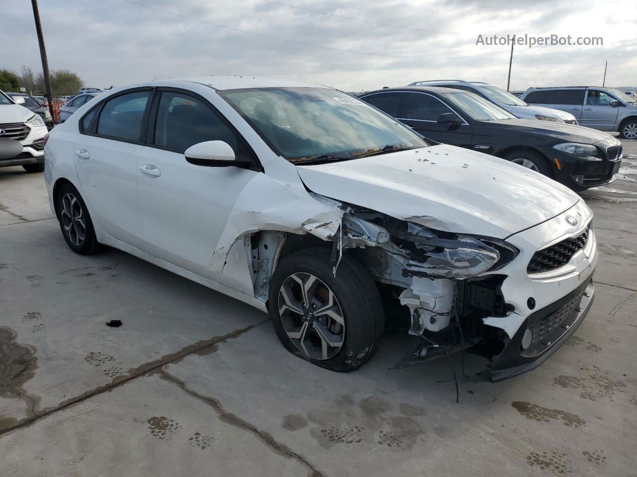 2020 Kia Forte Fe White vin: 3KPF24AD7LE143987