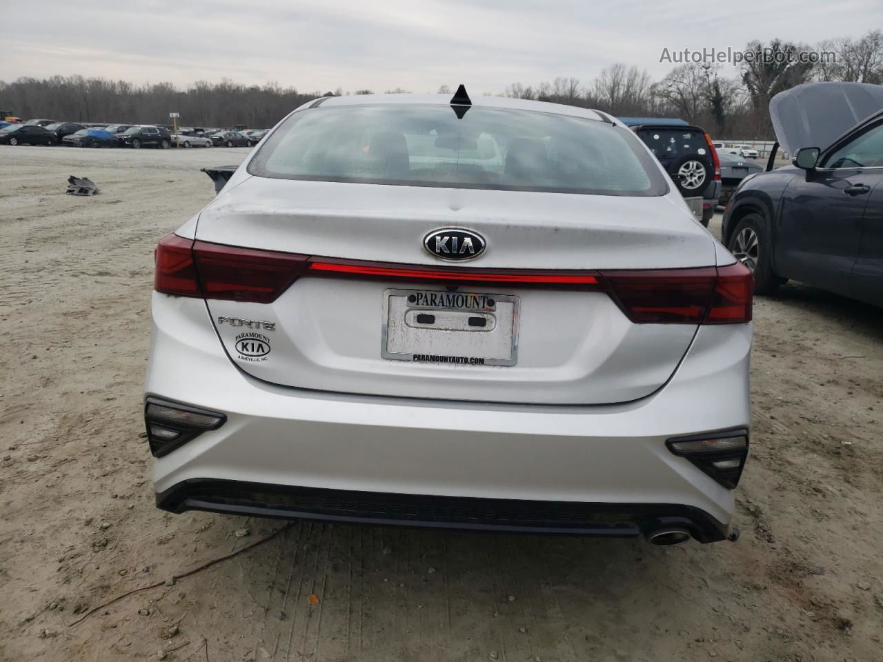 2020 Kia Forte Fe Silver vin: 3KPF24AD7LE186984