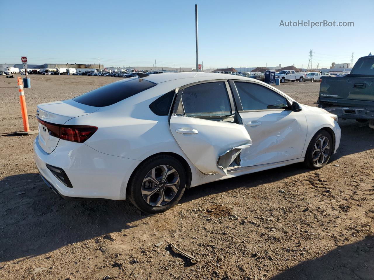 2020 Kia Forte Fe White vin: 3KPF24AD8LE201783