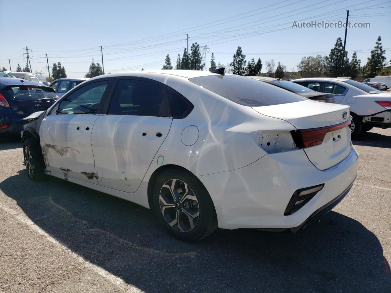 2020 Kia Forte Fe White vin: 3KPF24AD8LE205767