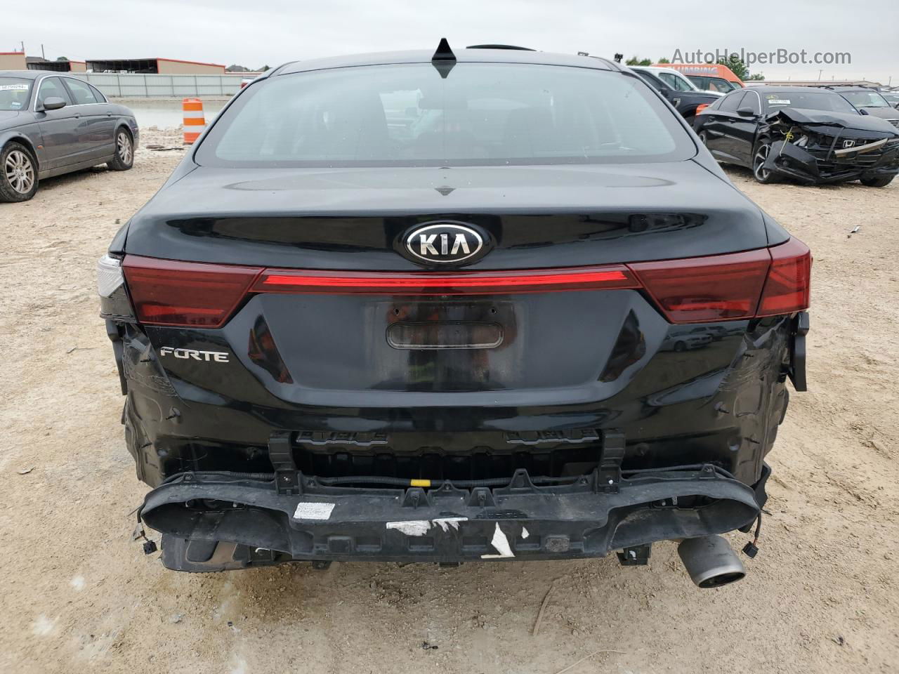 2020 Kia Forte Fe Черный vin: 3KPF24AD8LE239501