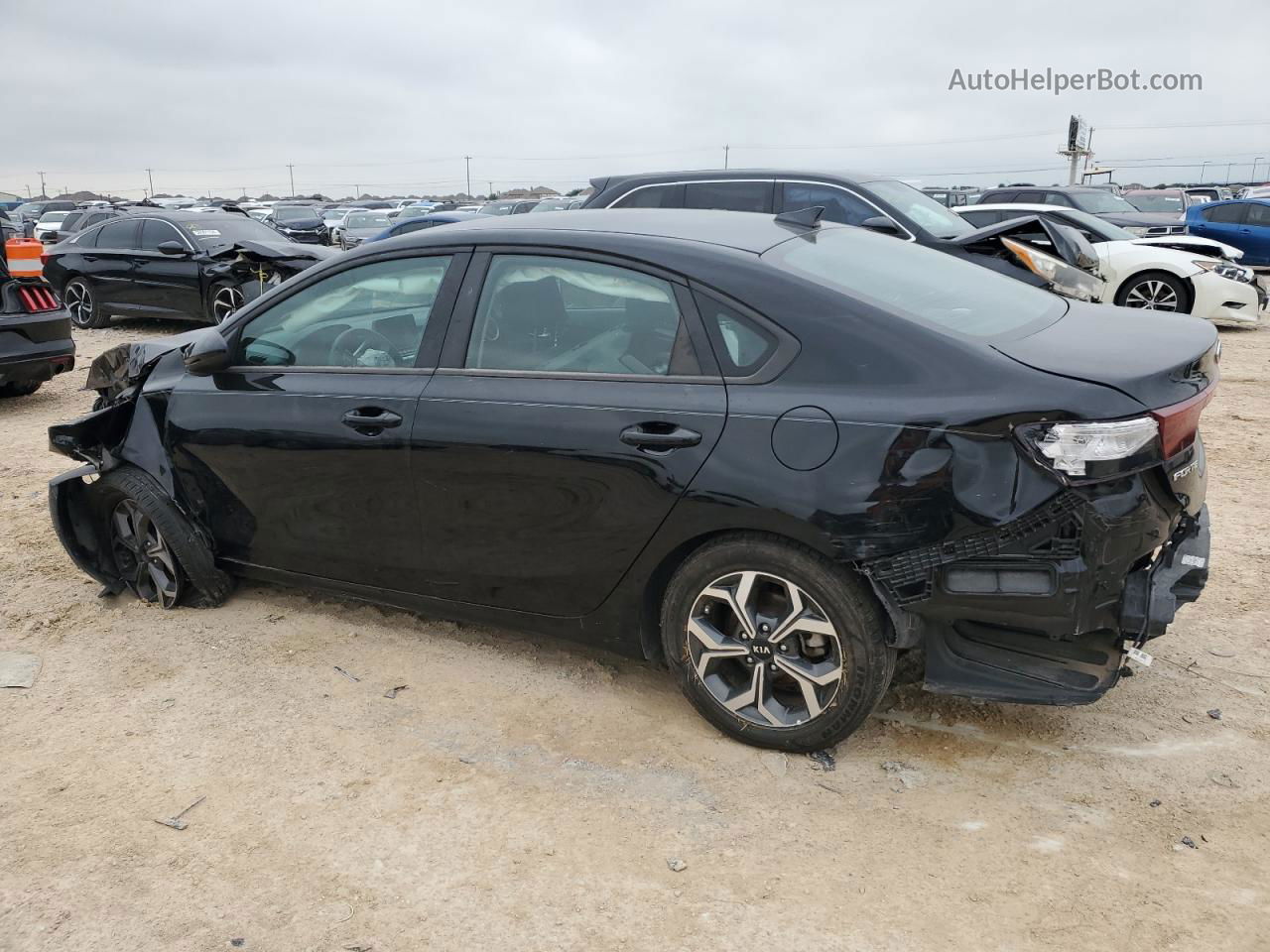 2020 Kia Forte Fe Черный vin: 3KPF24AD8LE239501