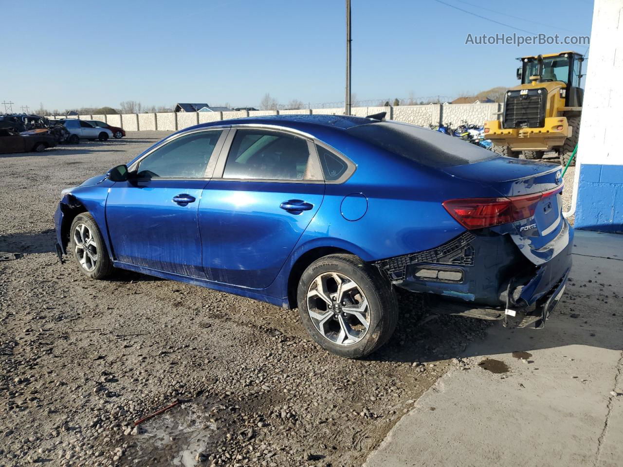 2020 Kia Forte Fe Blue vin: 3KPF24AD8LE242379