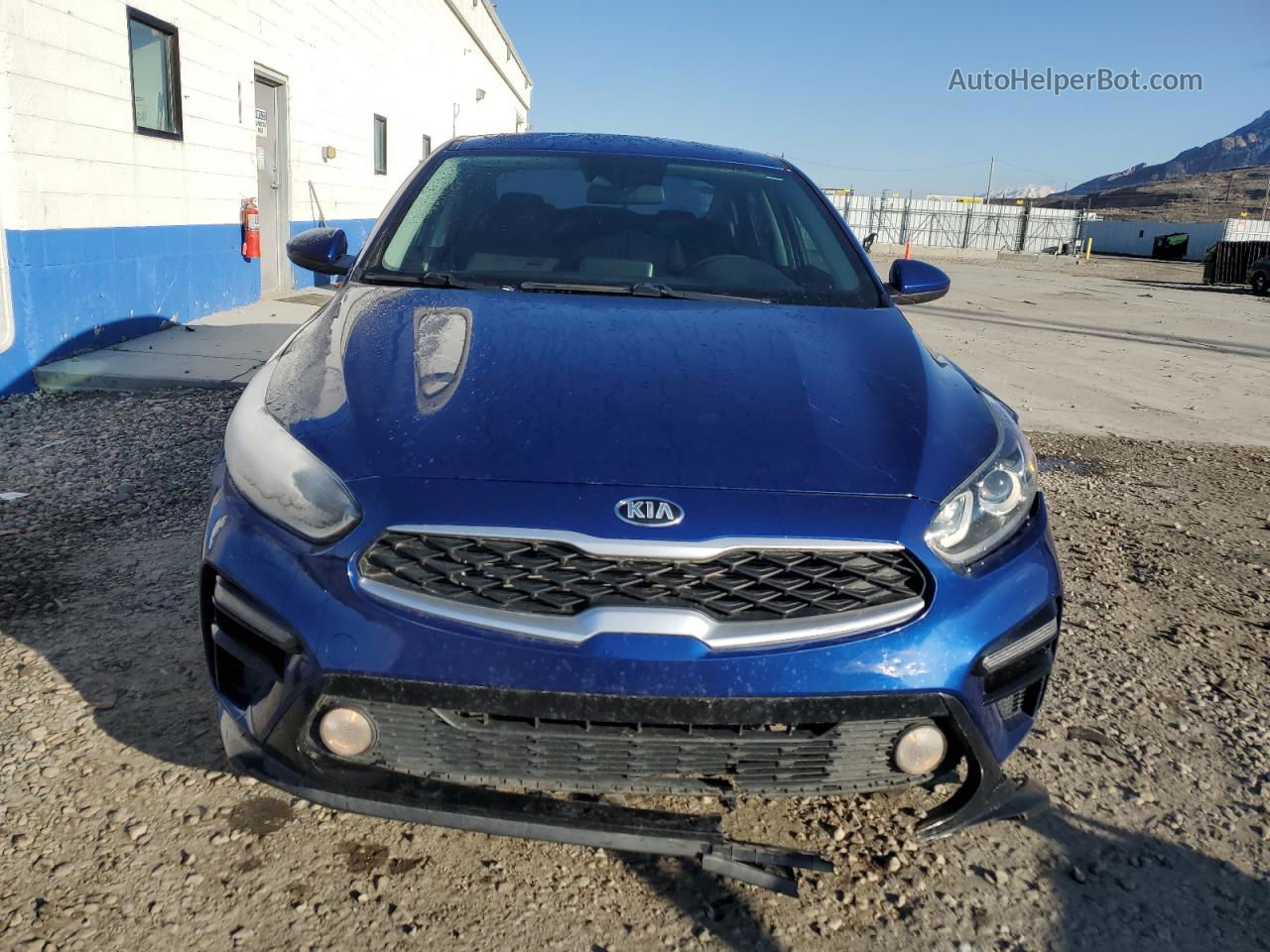 2020 Kia Forte Fe Blue vin: 3KPF24AD8LE242379