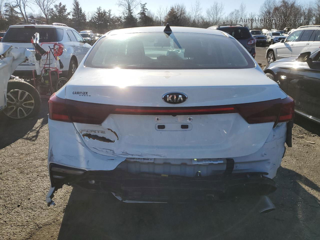 2020 Kia Forte Fe White vin: 3KPF24AD8LE246609