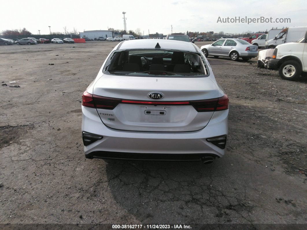 2020 Kia Forte Lxs Silver vin: 3KPF24AD9LE154635