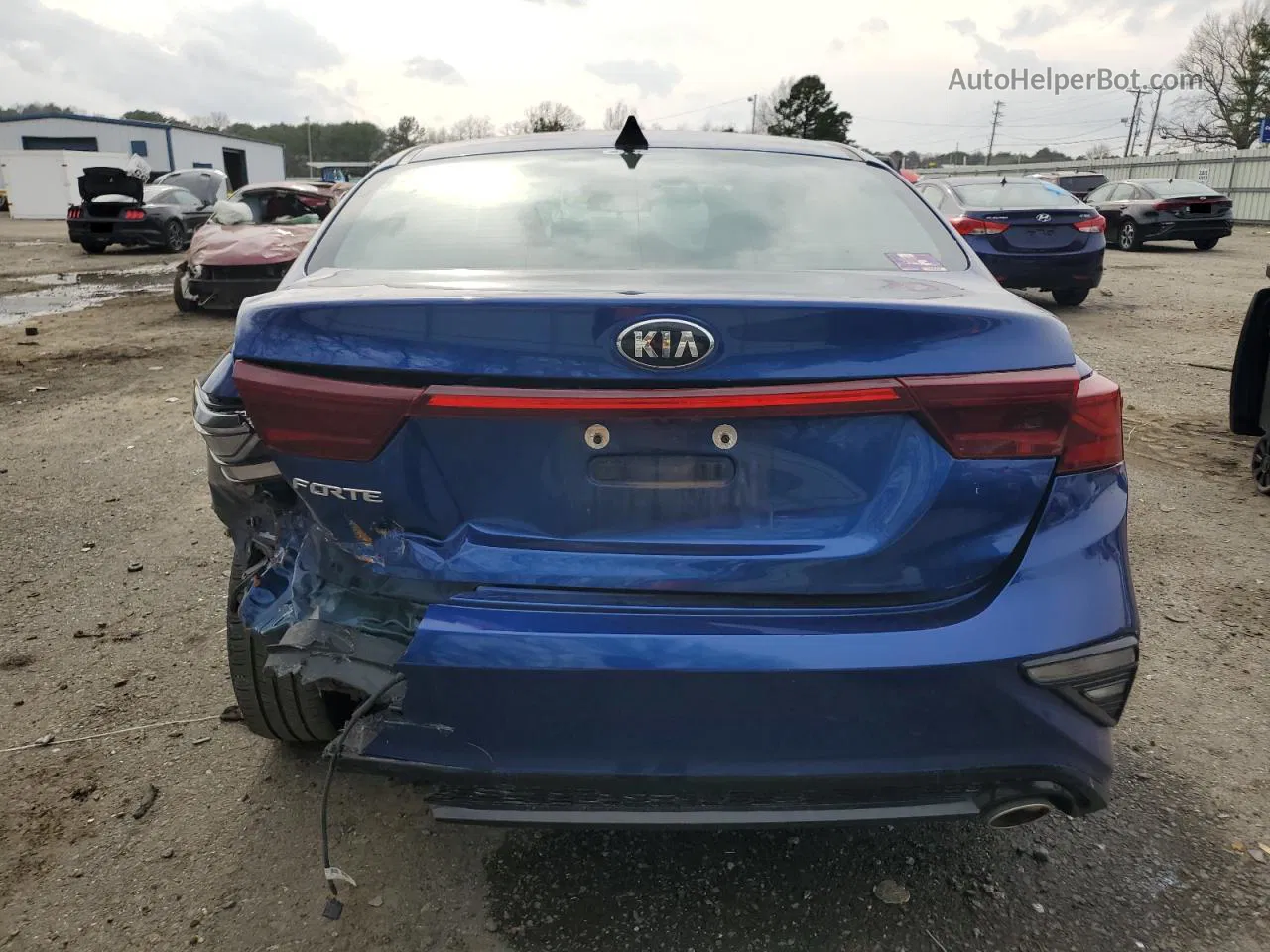 2020 Kia Forte Fe Blue vin: 3KPF24AD9LE175856