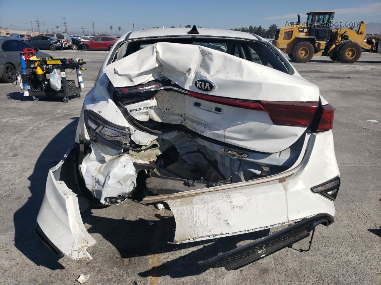 2020 Kia Forte Fe White vin: 3KPF24AD9LE183262