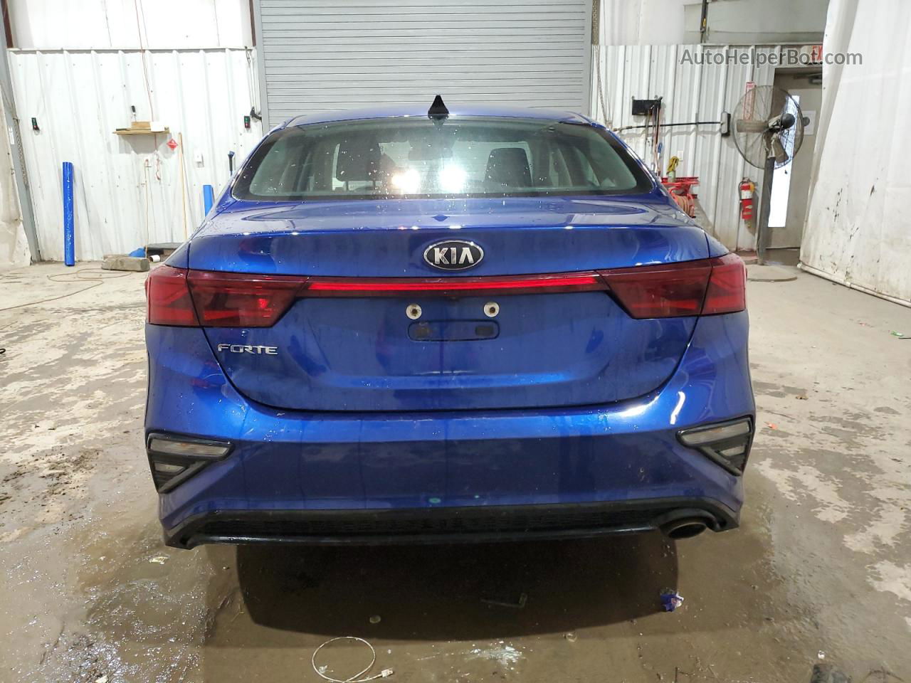 2020 Kia Forte Fe Blue vin: 3KPF24AD9LE183441