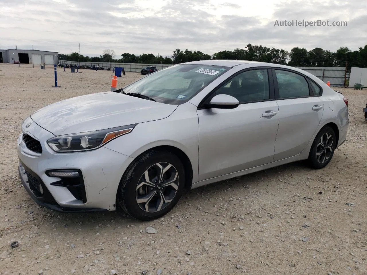 2020 Kia Forte Fe Silver vin: 3KPF24ADXLE190995