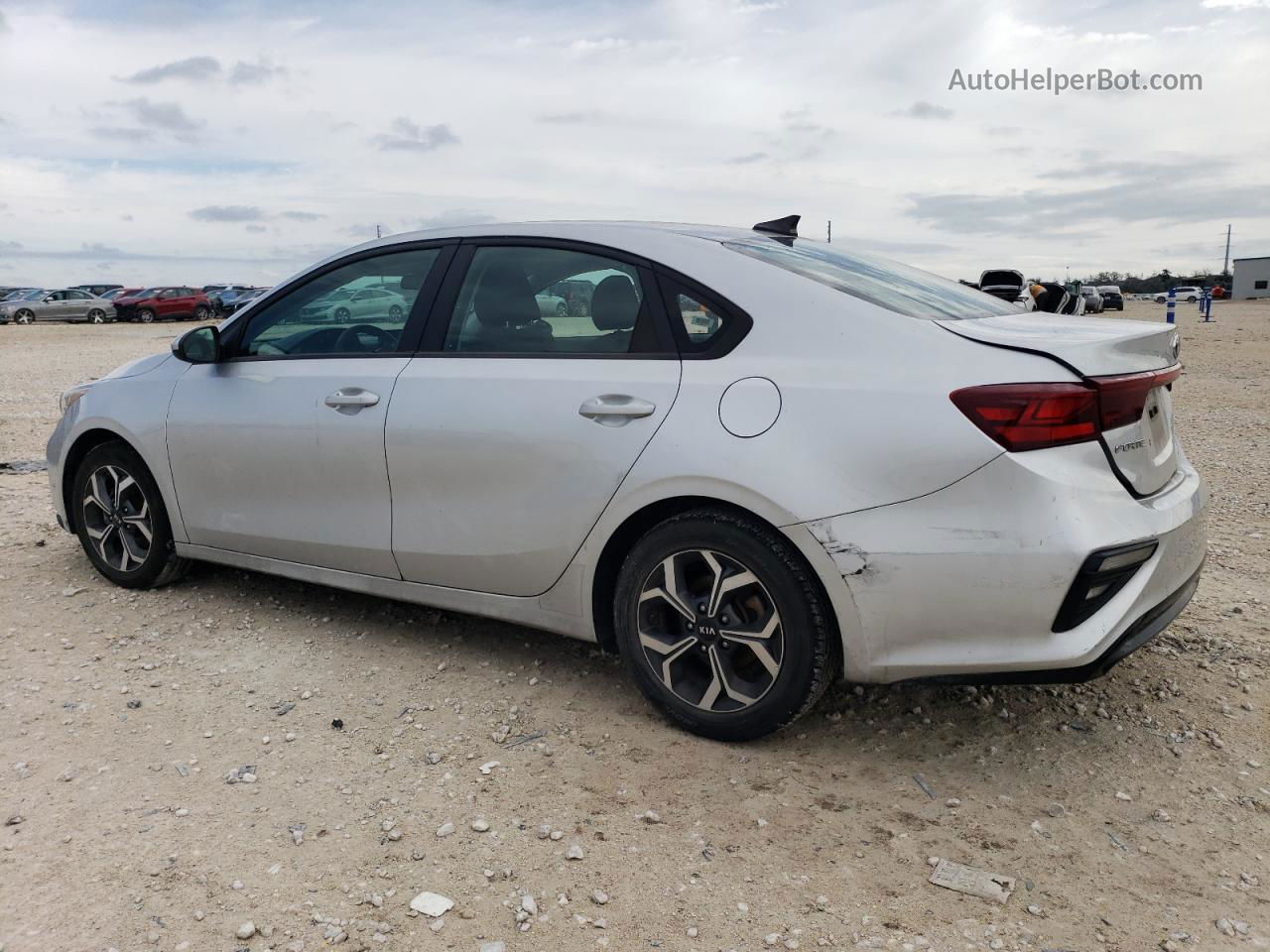 2020 Kia Forte Fe Серебряный vin: 3KPF24ADXLE190995