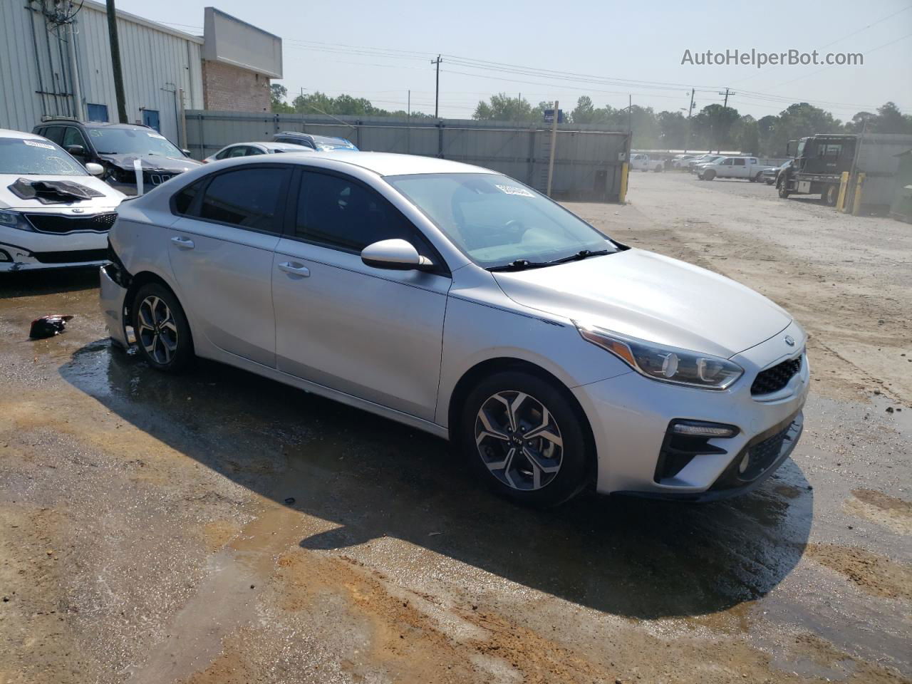 2020 Kia Forte Fe Silver vin: 3KPF24ADXLE219816