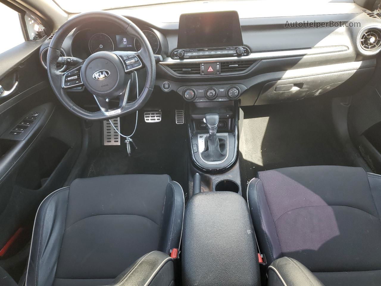 2020 Kia Forte Gt Line Белый vin: 3KPF34AD6LE165850