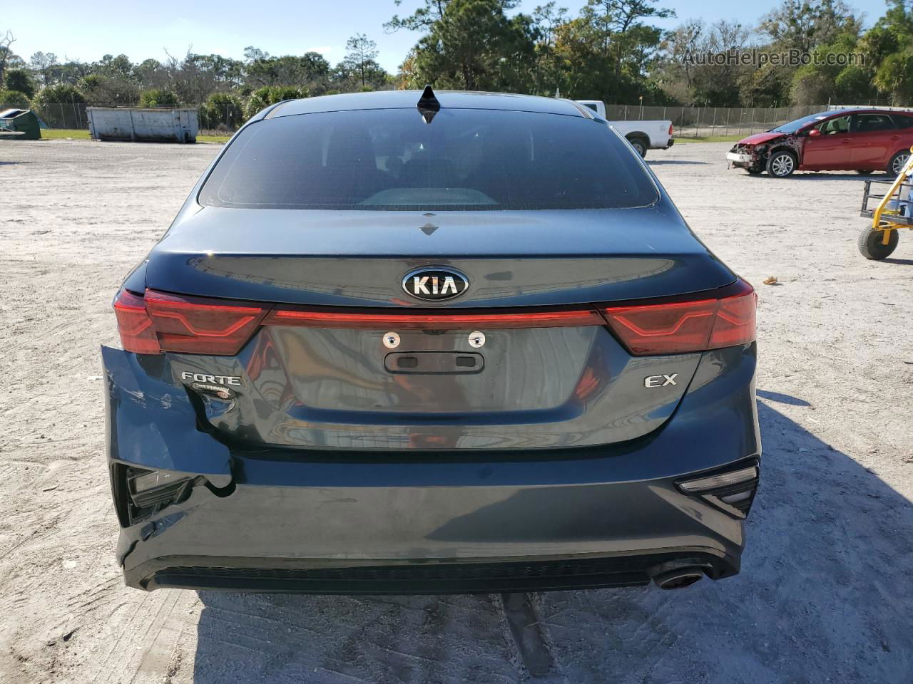 2020 Kia Forte Ex Gray vin: 3KPF54AD2LE224015