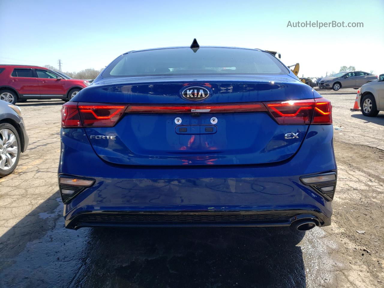 2020 Kia Forte Ex Blue vin: 3KPF54ADXLE254881