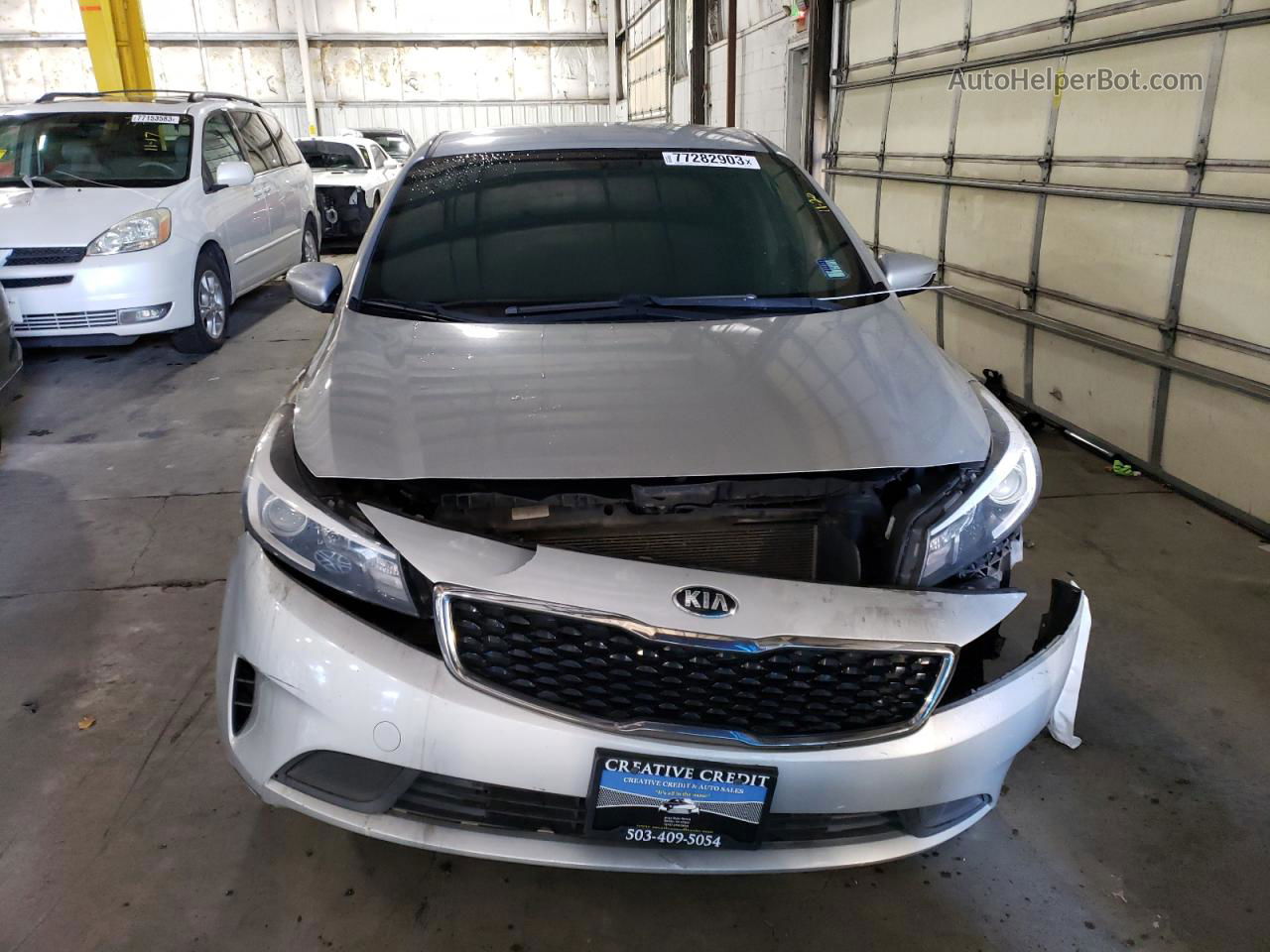 2017 Kia Forte Lx Silver vin: 3KPFK4A70HE039231